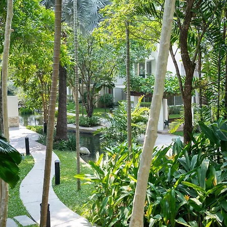The Park Nine Hotel Srinakarin Bangkok Room photo