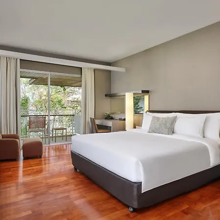 The Park Nine Hotel Srinakarin Bangkok Exterior photo
